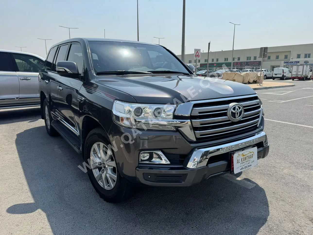 Toyota  Land Cruiser  GXR  2021  Automatic  88,000 Km  8 Cylinder  Four Wheel Drive (4WD)  SUV  Gray