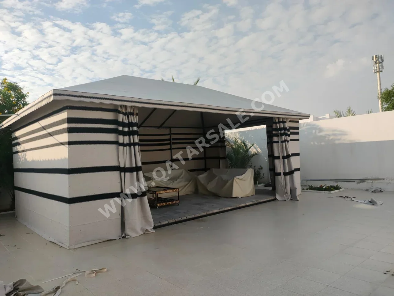 خيم 7 أشخاص  كامل كراون  اللون البيج  قطر  400 سانتيمتر  600 سانتيمتر