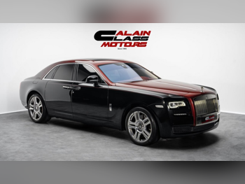 رولز - رويس  غوست  2015  اوتوماتيك  26,016 كم  12 سلندر  دفع خلفي  سيدان  عنابي و أسود