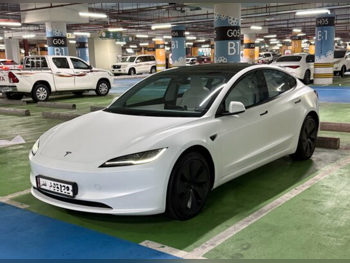 Tesla  Model 3  Long Range  2024  Automatic  24,000 Km  0 Cylinder  All Wheel Drive (AWD)  Sedan  White  With Warranty