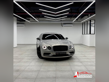 بنتلي  كونتيننتل  جي تي اس  2017  اوتوماتيك  49,000 كم  8 سلندر  دفع كلي مستمر  سيدان  فضي