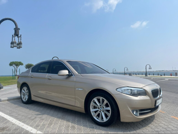 BMW  5-Series  520i  2013  Automatic  44,000 Km  6 Cylinder  Rear Wheel Drive (RWD)  Sedan  Gold
