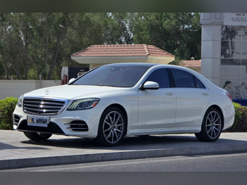 مرسيدس - بنز  اس - كلاس  560  2018  اوتوماتيك  72,000 كم  8 سلندر  دفع خلفي  سيدان  أبيض