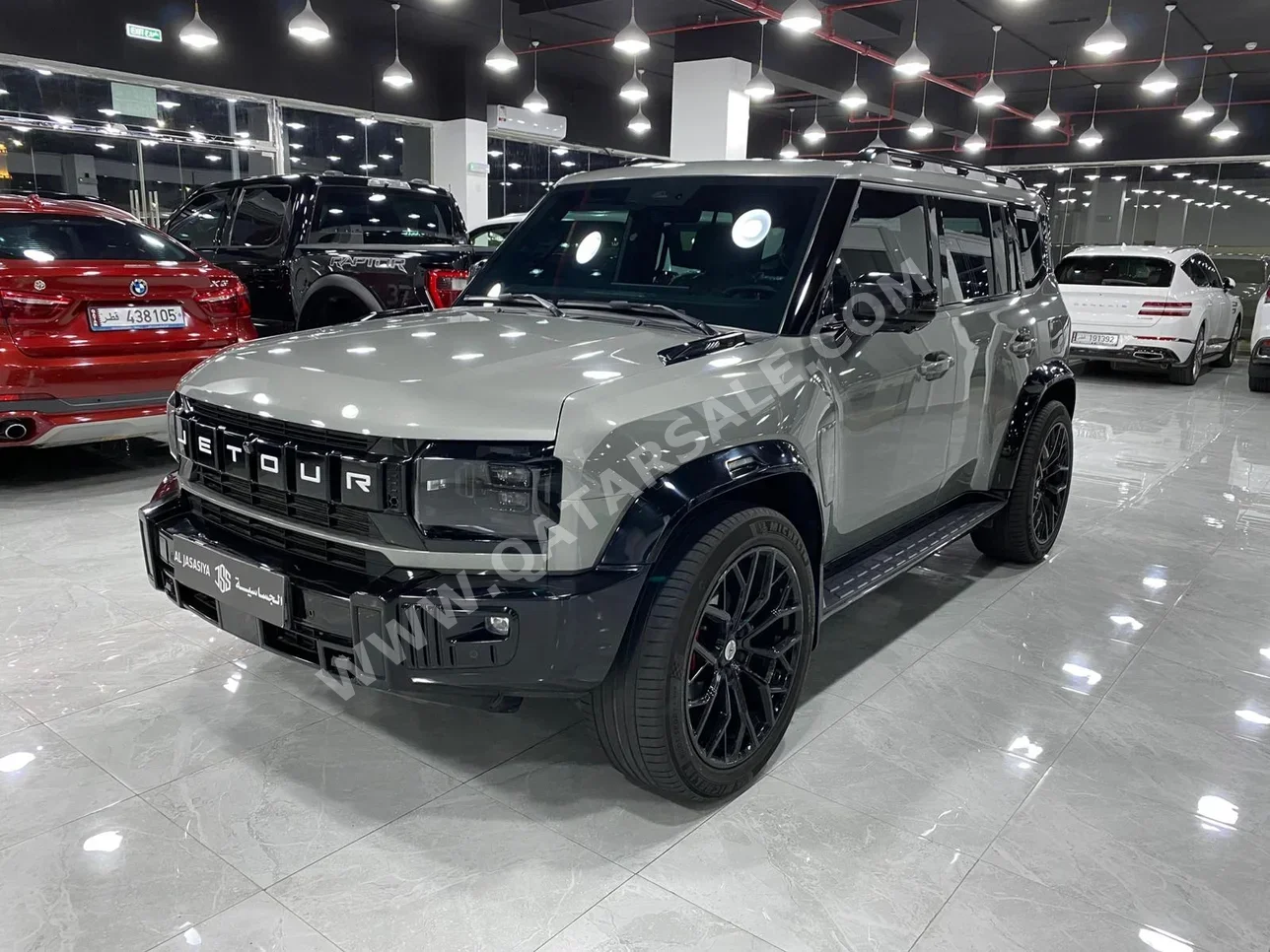 جيتور  تي 2  لكجري  2025  اوتوماتيك  33,000 كم  4 سلندر  دفع رباعي  اس يو في  رمادي  تحت الضمان