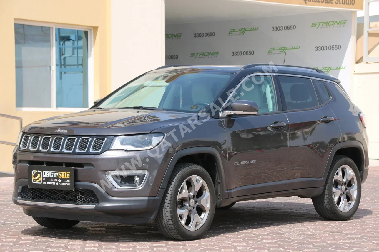 جييب  كومباس  ليميتيد  2021  اوتوماتيك  72,500 كم  4 سلندر  دفع رباعي  اس يو في  رمادي  تحت الضمان