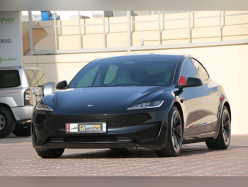 Tesla  Model 3  Performance  2025  Automatic  30,000 Km  0 Cylinder  All Wheel Drive (AWD)  Sedan  Black  With Warranty