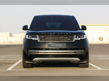Land Rover  Range Rover Vouge  8 Cylinder  SUV 4x4  Black  2023