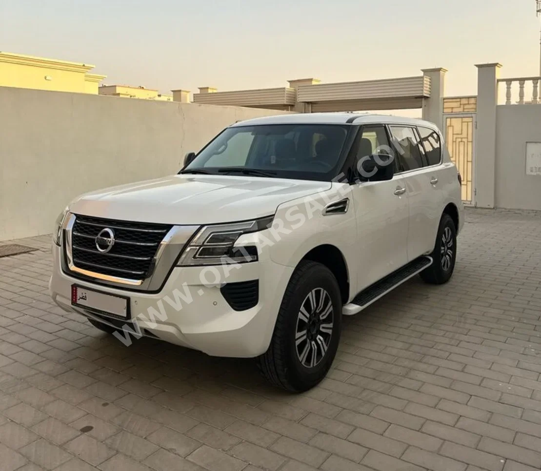 نيسان  باترول  أكس أي  2020  اوتوماتيك  143,000 كم  6 سلندر  دفع رباعي  اس يو في  أبيض لؤلؤي  تحت الضمان