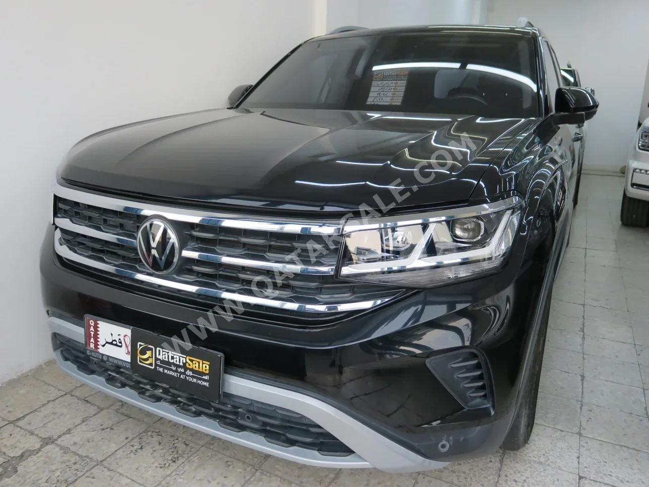 فوكس واغن  تيراماونت  2022  اوتوماتيك  124,000 كم  6 سلندر  دفع رباعي  اس يو في  أسود