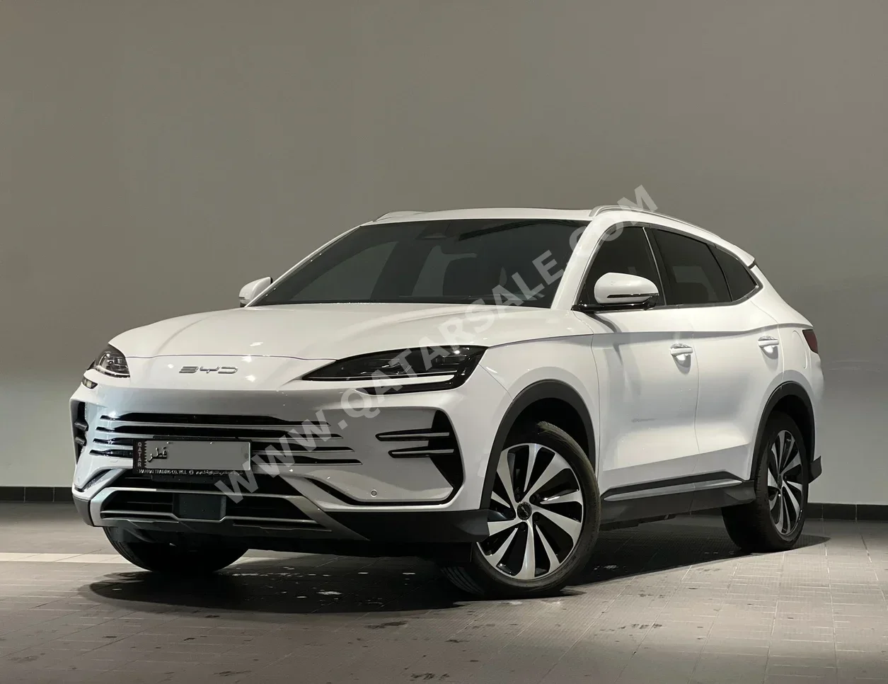 BYD  Song L  2025  Automatic  7,500 Km  4 Cylinder  Four Wheel Drive (4WD)  SUV  White  With Warranty