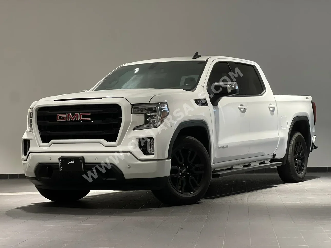 جي ام سي  سييرا  اليفيشن  2022  اوتوماتيك  80,500 كم  8 سلندر  دفع رباعي  بيكب  أبيض  تحت الضمان