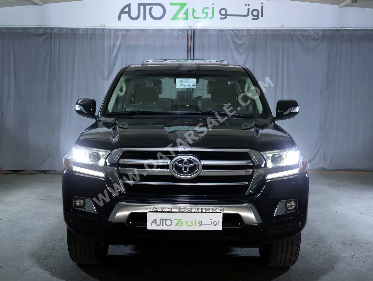 تويوتا  لاند كروزر  جي اكس ار  2020  اوتوماتيك  118,600 كم  8 سلندر  دفع رباعي  اس يو في  أسود