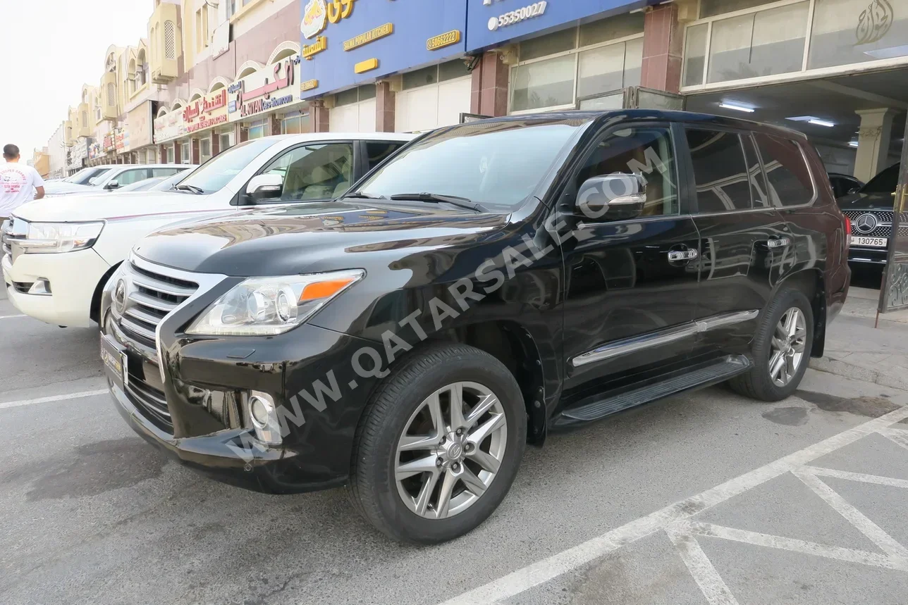 لكزس  ال اكس  570  2013  اوتوماتيك  330,000 كم  8 سلندر  دفع رباعي  اس يو في  أسود