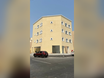 مباني ,ابراج ومجمعات - سكن عائلي  - الدوحة  - مدينة خليفة الجنوبية  للبيع
