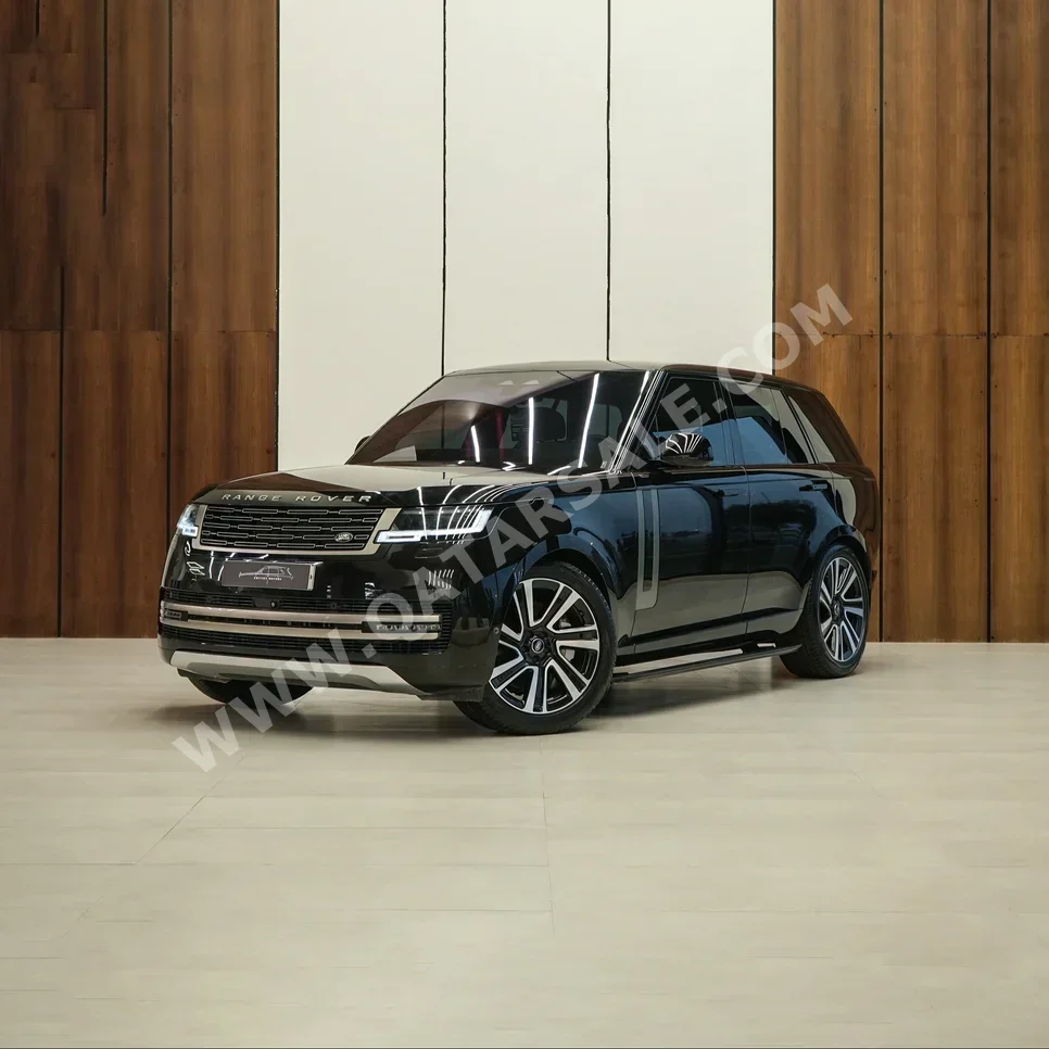 لاند روفر  رنج روفر  اتش اس اي  2023  اوتوماتيك  67,416 كم  8 سلندر  دفع رباعي  اس يو في  أسود  تحت الضمان