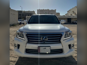 لكزس  ال اكس  570  2013  اوتوماتيك  236,000 كم  8 سلندر  دفع رباعي  اس يو في  أبيض