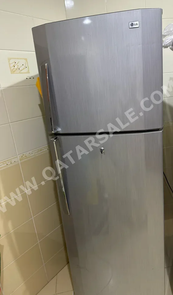 Top Freezer Refrigerator  - Gray