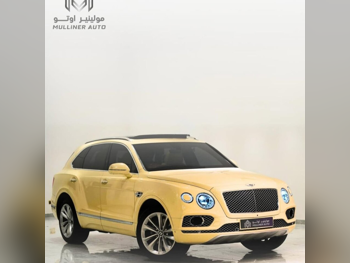 بنتلي  بينتايجا  2017  اوتوماتيك  17,000 كم  8 سلندر  دفع رباعي  اس يو في  كريمي