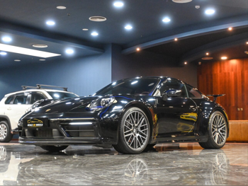 Porsche  911  Carrera  2022  Automatic  71,000 Km  6 Cylinder  Rear Wheel Drive (RWD)  Coupe / Sport  Black