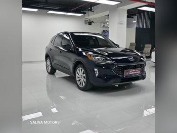 فورد  إسكيب  2021  اوتوماتيك  55,000 كم  4 سلندر  دفع كلي مستمر  اس يو في  أسود