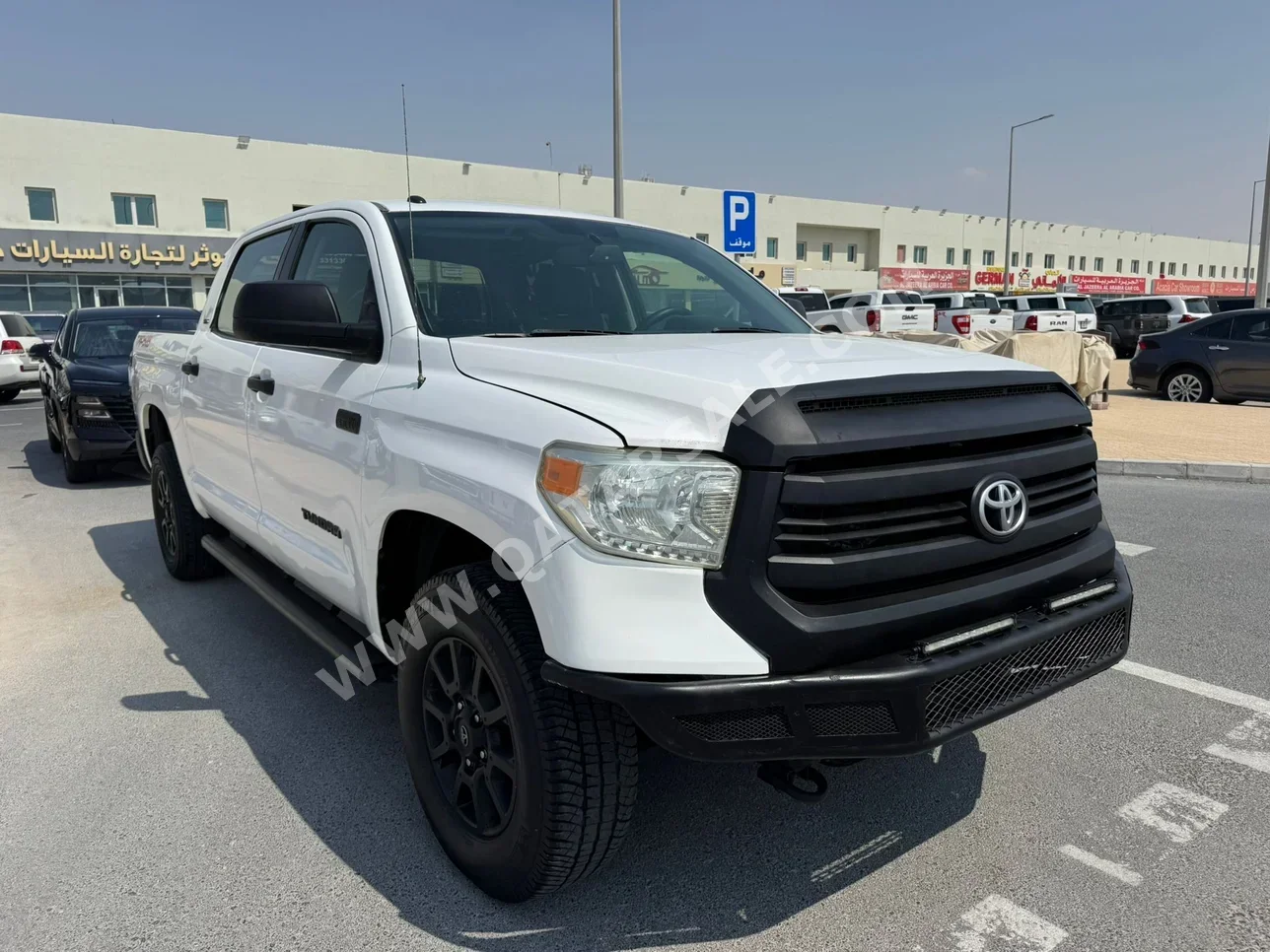 تويوتا  تندرا  تي ار دي  2014  اوتوماتيك  231,000 كم  8 سلندر  دفع رباعي  بيكب  أبيض