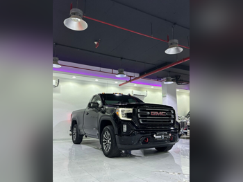 جي ام سي  سييرا  اي تي 4  2019  اوتوماتيك  179,000 كم  8 سلندر  دفع رباعي  بيكب  أسود