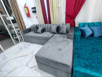 الأرائك والكنب والكراسي شكل L  - مزيج القطن \ القطن  - اللون الرمادي