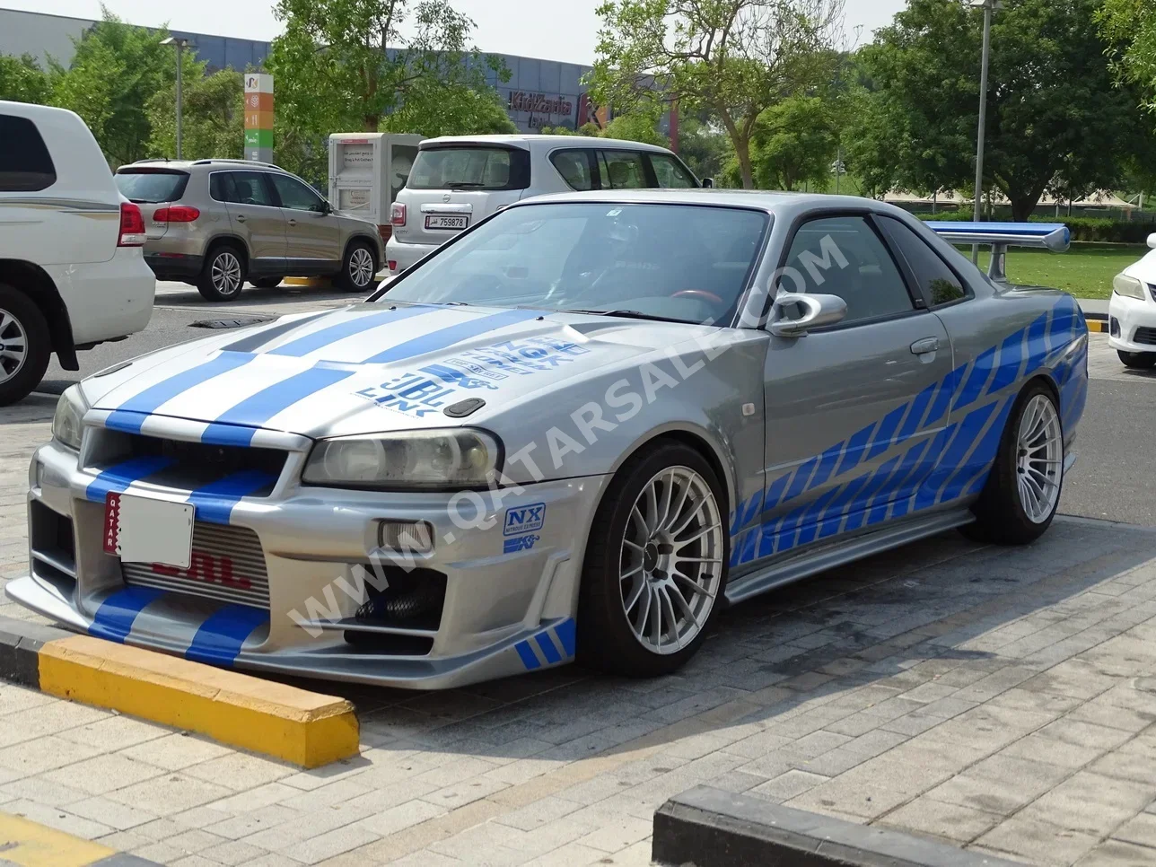 Nissan  GT-R  Skyline  2001  Manual  163,000 Km  6 Cylinder  Rear Wheel Drive (RWD)  Coupe / Sport  Silver