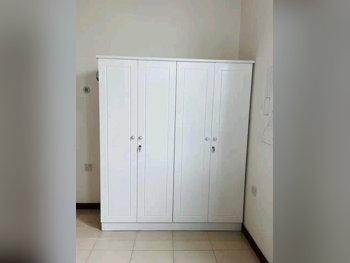 خزائن ودواليب الملابس والزينة - دوحة فيرنيتشر  - خزائن  - أبيض