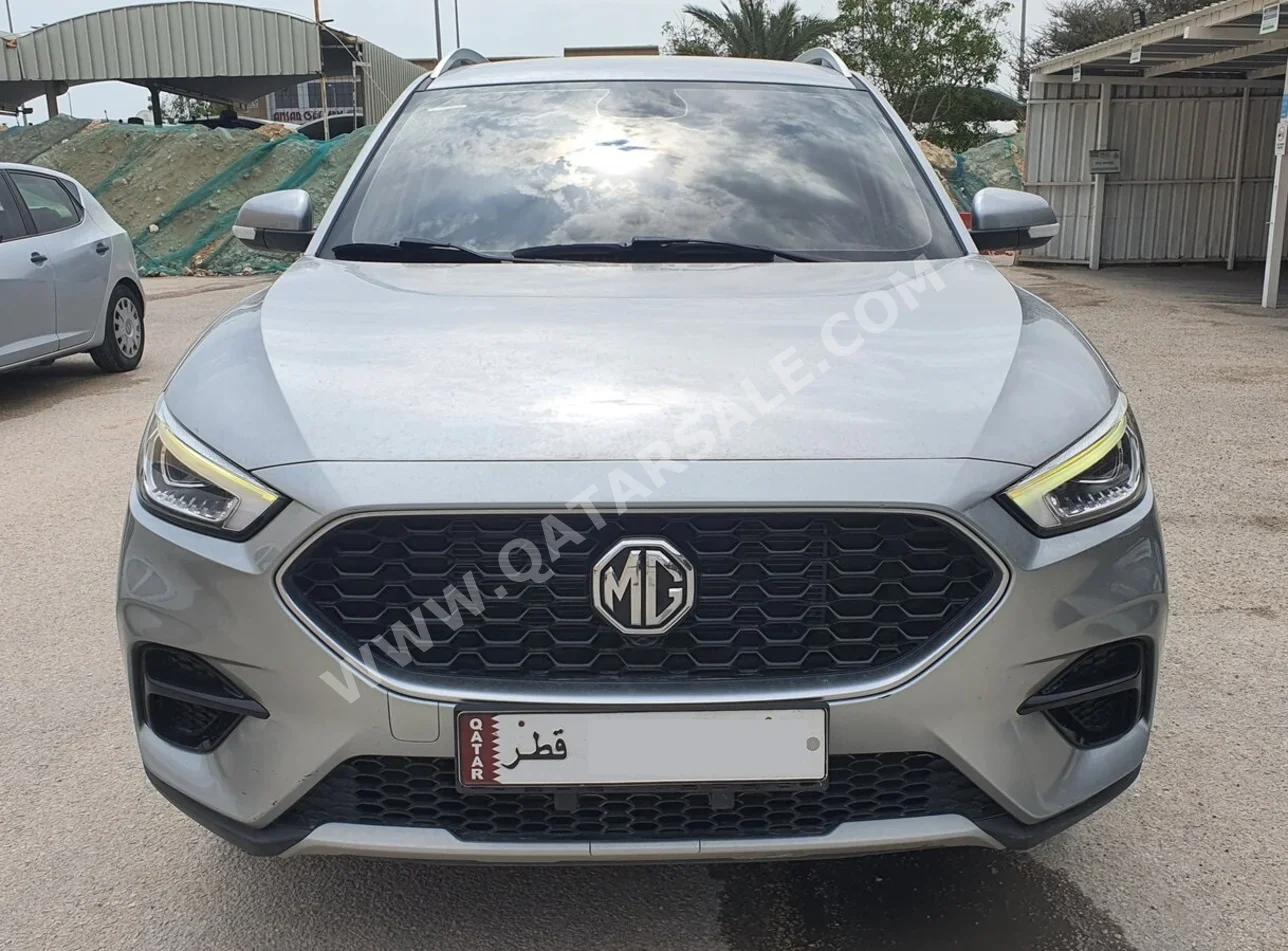 ام جي  زد اس  2022  اوتوماتيك  73,000 كم  4 سلندر  سحب امامي  اس يو في  فضي