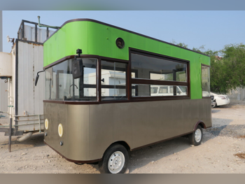 كرفان - عربة طعام  - 2022  - اخضر و بيج