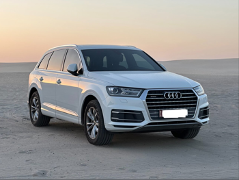 اودي  كيو 7  40 تي اف اس اي  2019  اوتوماتيك  81,000 كم  4 سلندر  دفع كلي مستمر  اس يو في  أبيض