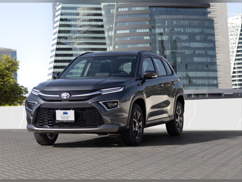 Toyota  Urban Cruiser  4 Cylinder  SUV 2x4  Grey  2026