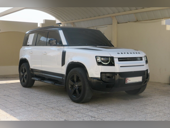 Land Rover  Defender  110 HSE  2023  Automatic  66,000 Km  6 Cylinder  Four Wheel Drive (4WD)  SUV  White and Black  With Warranty