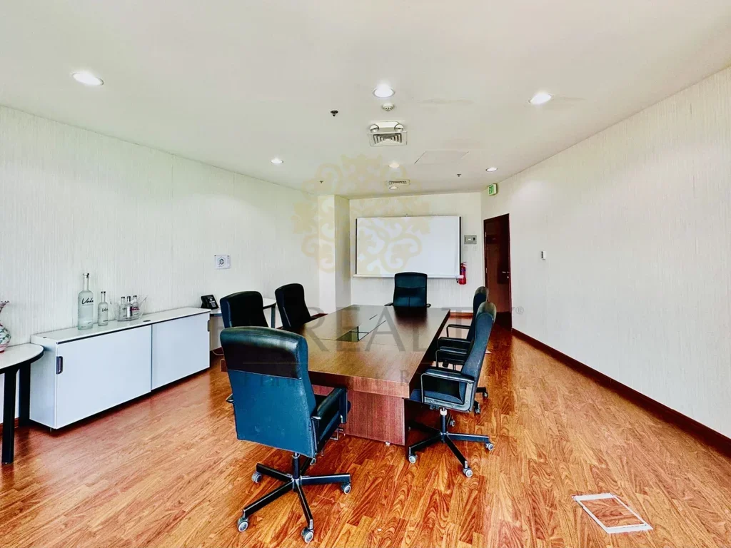 Commercial Offices - Not Furnished - Doha - Al Dafna