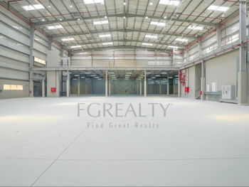 مخازن و مستودعات - الوكرة  - بركة العوامر  -المساحة: 4268 متر مربع