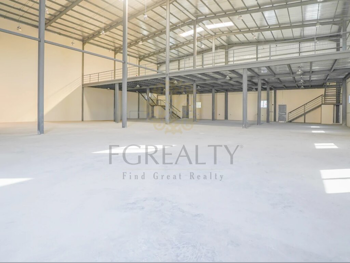 مخازن و مستودعات - الوكرة  - بركة العوامر  -المساحة: 4500 متر مربع