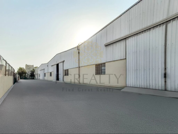 مخازن و مستودعات - الريان  - المنطقة الصناعية  -المساحة: 4000 متر مربع