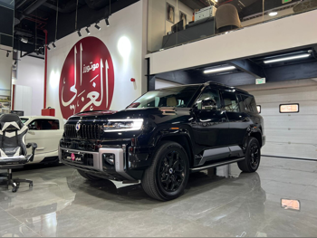 بي واي دي  دينزا  بي 8  2026  اوتوماتيك  0 كم  4 سلندر  دفع رباعي  اس يو في  أسود  تحت الضمان