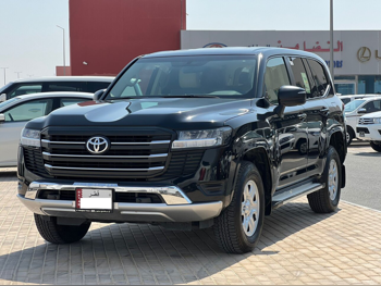 تويوتا  لاند كروزر  جي اكس  2024  اوتوماتيك  11,000 كم  6 سلندر  دفع رباعي  اس يو في  أسود  تحت الضمان