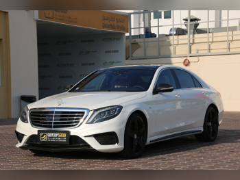 مرسيدس - بنز  اس - كلاس  63 AMG  2015  اوتوماتيك  125,000 كم  8 سلندر  دفع كلي مستمر  سيدان  أبيض