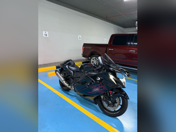 سوزوكي  هايبوزا -  2024 - اللون اسود