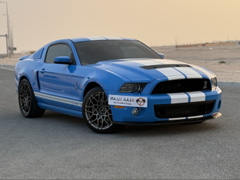 فورد  شيلبي  جي تي 500  2013  اوتوماتيك  31,000 كم  8 سلندر  دفع خلفي  كوبيه \ سبورت  ازرق