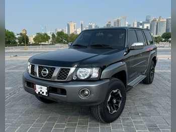 نيسان  باترول  سوبر سفاري  2021  عادي  111,000 كم  6 سلندر  دفع رباعي  اس يو في  أسود