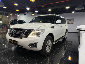 نيسان  باترول  اس اي  2016  اوتوماتيك  392,000 كم  8 سلندر  دفع رباعي  اس يو في  أبيض