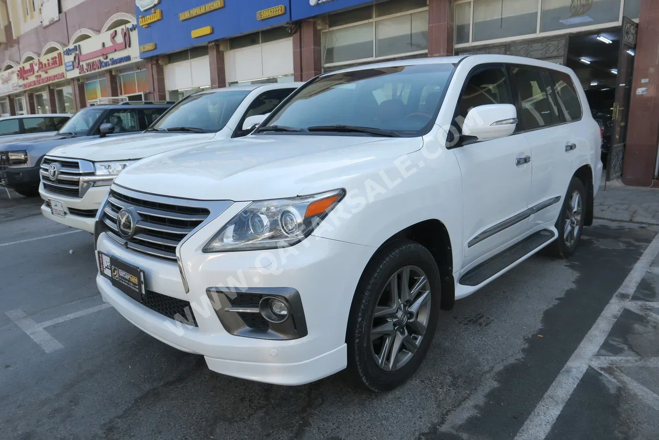 لكزس  ال اكس  470  2015  اوتوماتيك  213,000 كم  8 سلندر  دفع رباعي  اس يو في  أبيض