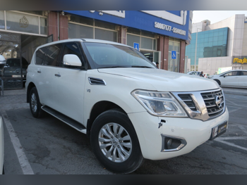 نيسان  باترول  اس اي  2014  اوتوماتيك  318,000 كم  8 سلندر  دفع رباعي  اس يو في  أبيض