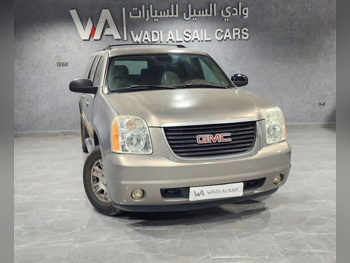 جي ام سي  يوكون  اكس إل  2007  اوتوماتيك  250,000 كم  8 سلندر  دفع رباعي  اس يو في  ذهبي