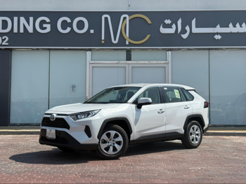 Toyota  Rav 4  2025  Automatic  0 Km  4 Cylinder  Four Wheel Drive (4WD)  SUV  White  With Warranty