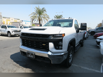 شفروليه  سلفرادو  2500 اتش دي  2023  اوتوماتيك  25,000 كم  8 سلندر  دفع رباعي  بيكب  أبيض  تحت الضمان